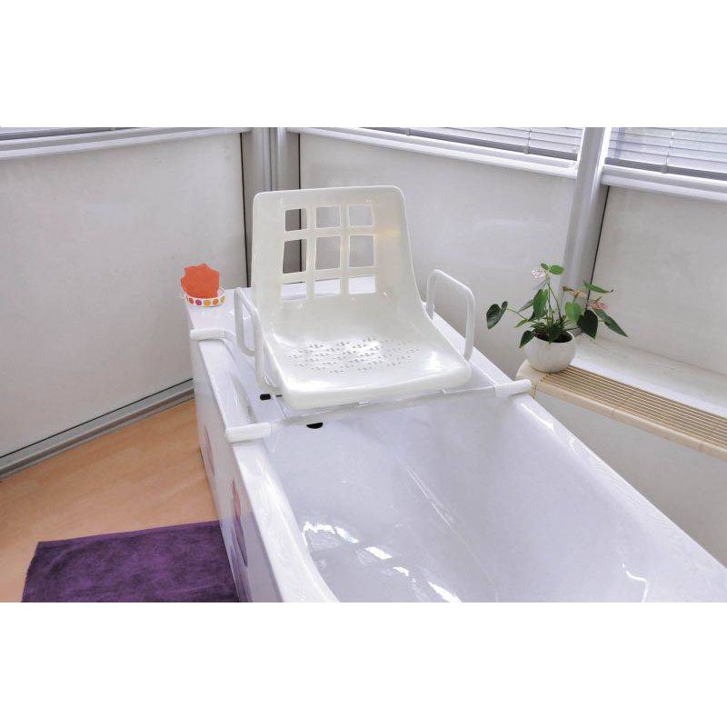 Siège de bain pivotant Dakara sur baignoire